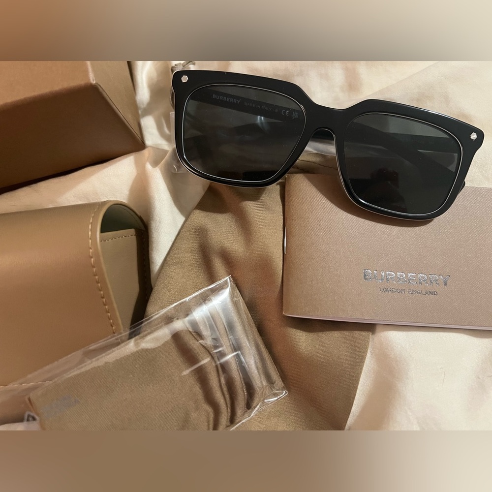 Burberry Sunglasses